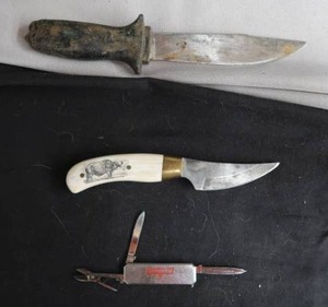 KNIVES