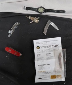 KNIFE SET