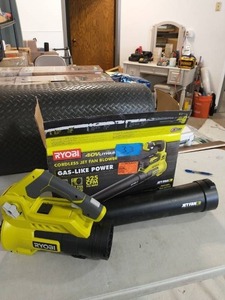 lot 33 image: RYOBI 110 MPH 525 CFM 40-Volt Lithium-Ion Cordless Variable-Speed Jet Fan Leaf Blower