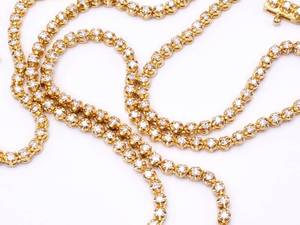 lot 6 image: 7.60 Carat Diamond Estate 24 Necklace in Heavy Yellow Gold $20,000 Retail