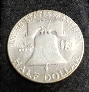 lot 47 image: 1951-S FRANKLIN HALF DOLLAR