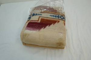 lot 66 image: Blanket
