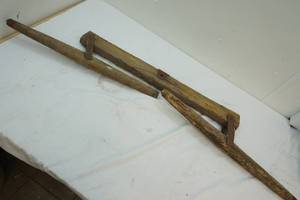 lot 82 image: vintage double tree