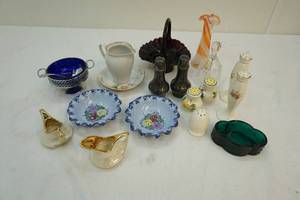 lot 103 image: glassware