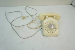 lot 106 image: ITT hand phone