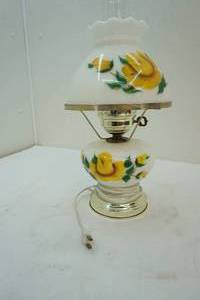 lot 110 image: vintage lamp