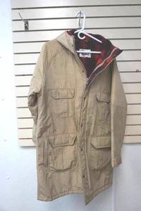 lot 130 image: Woolrich coat