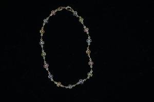 lot 169 image: Ankle bracelet