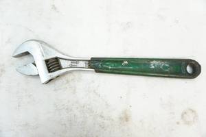 lot 230 image: Duluth adjustable wrench