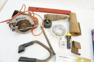 lot 239 image: Variety of tools