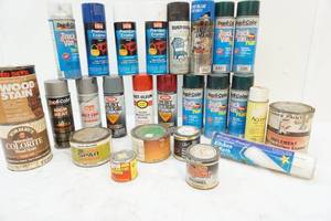 lot 259 image: Spray cans