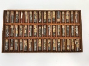 lot 3 image: AntiqueVintage - Watch Gears  Parts (Tray #2)