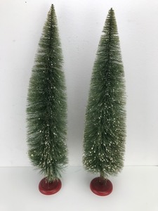 lot 41 image: Vintage - Pine Tree Pair