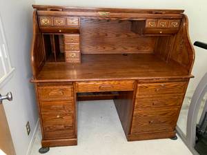lot 302 image: Oak Roll Top Desk