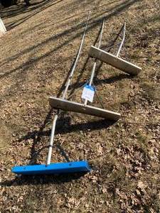 lot 346 image: Three Roof Rakes