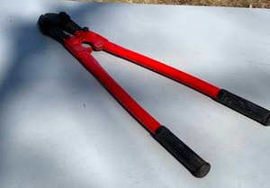 lot 351 image: 24 Bolt Cutters