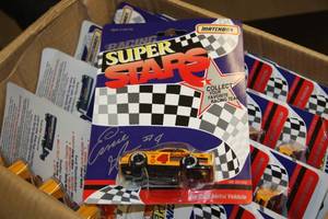 lot 28 image: 1992 Matchbox Racing Super Stars Ernie Irvan Die Cast Lot  28 Cars