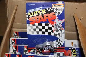 lot 35 image: 1992 Matchbox Racing Super Stars Chad Little Die Cast Lot  27 Cars