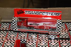 lot 36 image: 1993 Matchbox Super Star Transporters Die Cast Lot  24 Cars All Cars are the Same