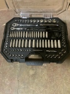 HUSKY CLEAR CASE MECHANICS TOOL SET (135-PIECE) SEE PICTURES