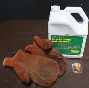lot 17 image: GLOVES, BAR AND CHAIN LUBRICANT AND EAR PLUGS