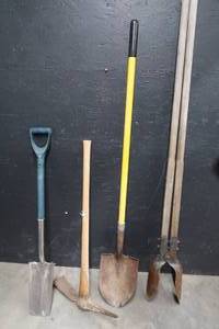 lot 28 image: DIGGING TOOLS