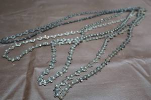 lot 14 image: CHAIN SAW CHAINS