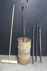 lot 43 image: VINTAGE MOBILE OIL BARREL