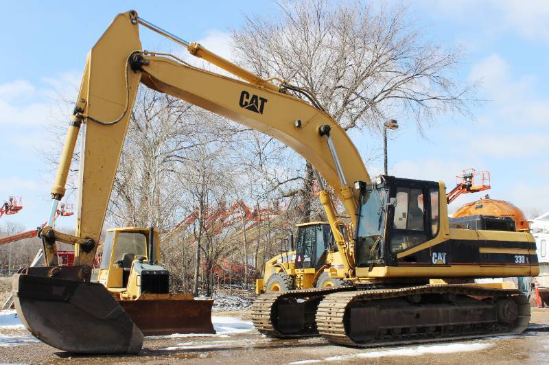 Excavator CAT 330 L