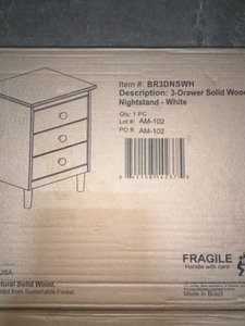 WALKER EDISON FURNITURE COMPANY CLASSIC MID CENTURY MODERN 3-DRAWER WHITE SOILD WOOD NIGHTSTAND.  SEE PICTURES