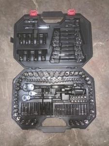 HUSKY 14. 38 IN. AND 12 IN. DRIVE MECHANICS TOOL SET (149-PIECE) SEE PICTURES
