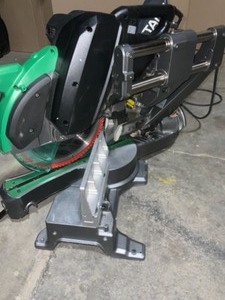 HITACHI C12RSH2 COMPOUND MITER SAW WITH LASER MARKER SEE PICTURES