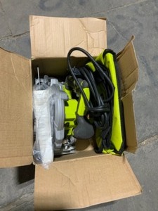 RYOBI 15 AMP CORDED 7-14 IN. CIRCULAR SAW WITH EXACTLINE LASER ALIGNMENT SYSTEM, 24T CARBIDE TIPPED BLADE, EDGE GUIDE AND BAG. SEE PICTURES