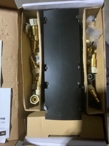 APOLLO 12 IN. BRASS BALL VALVES WITH 12-PORT PEX MANIFOLD SEE PICTURES