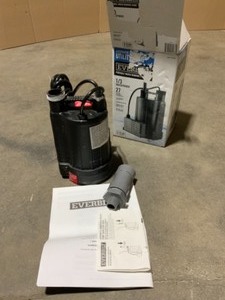 EVERBUILT 13 HP AUTOMATIC UTILITY PUMP. SEE PICTURES
