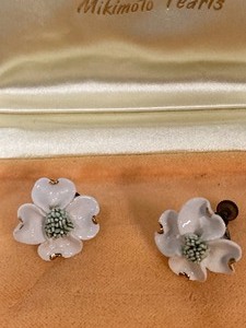 Vintage Porcelain Jewelry Set