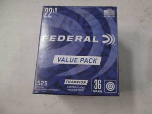 lot 13 image: Federal Champion 525 Round value pa...