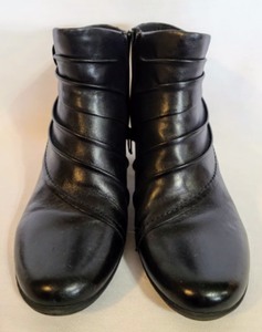 Cobb Hill Black Leather Boots
