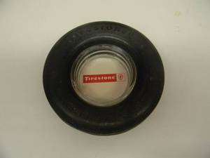 lot 24 image: VINTAGE FIRESTONE TIRE ADVERTISING ASHTRAY - NICE - SEE PICTURES