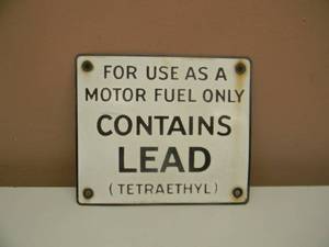 lot 51 image: VINTAGE 1920s-30s GAS PUMP PORCELAIN SIGN - CONTAINS LEAD - AWESOME PIECE - APPROX 7 BY 6 - SEE PICTURES