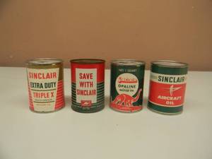 lot 56 image: VINTAGE ADVERTISING SINCLAIR OIL CAN BANK COLLECTION 3 - RARE AWESOME COLLECTION - SEE PICTURES