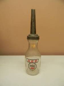 lot 76 image: VINTAGE H E P IMPERIAL REFINERIES GLASS MOTOR OIL BOTTLE WITH SPOUT - NICE - SEE PICTURES