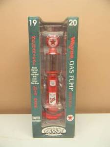 lot 85 image: VINTAGE LIMITED EDITION WAYNE GAS PUMP REPLICA 1920 TEXACO FIRE CHIEF - NEW IN BOX - SEE PICTURES