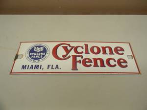 lot 102 image: VINTAGE CYCLONE FENCE PORCELAIN SIGN USS STEEL - MIAMI, FLA. - NICE - APPROX 13 12 BY 4 12 - SEE PICTURES