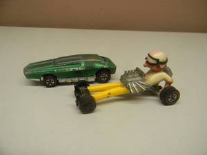 lot 111 image: Hot Wheels Vintage 1970s - Redline - Farbs Hot Rodney - Yellow with white helmet & Hot Wheels 1969 Whip Creamer - Redline - VERY COOL - SEE PICTURES