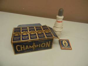 lot 112 image: RARE FIND - VINTAGE CHAMPION SPARK PLUGS - Y-6 10MM 58 HEX. - FULL BOX OF 10 - GREAT FIND - NICE - SEE PICTURES