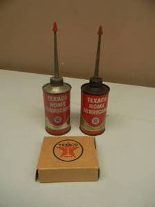 lot 113 image: 2 - Vintage TEXACO Home Lubricant Advertising Handy Oiler Tin Can. 3 oz. - TEXACO BOX - SEE PICTURES