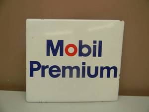 lot 115 image: VINTAGE MOBIL PREMIUM METAL PORCELAIN GAS PUMP SIGN - NICE - APPROX 14 BY 12 - SEE PICTURES