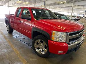 lot 8 image: 2008 Chevrolet Silverado 1500 LT 4x4