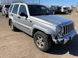 lot 10 image: 2005 Jeep Liberty Sport 4x4